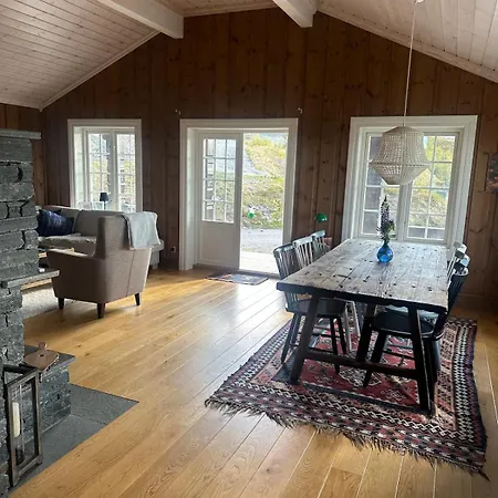 Rustik I Gausta, In, Out, 10 Beds Chalet