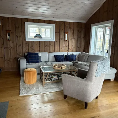 Rustik I Gausta, In, Out, 10 Beds Chalet *